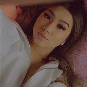 Meet your Posher, Wendy